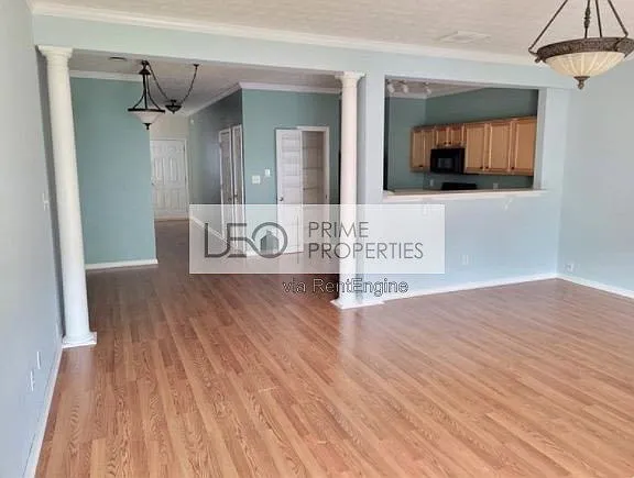 2 bed, 2.5 bath, 1736 sqft, $1,799 — Photo 4