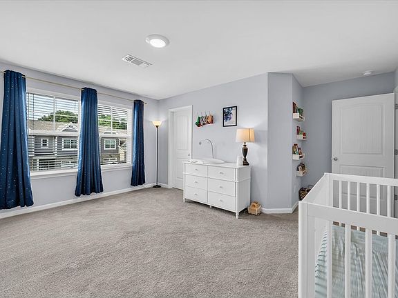 5th image of 5613 Dockside Dr
