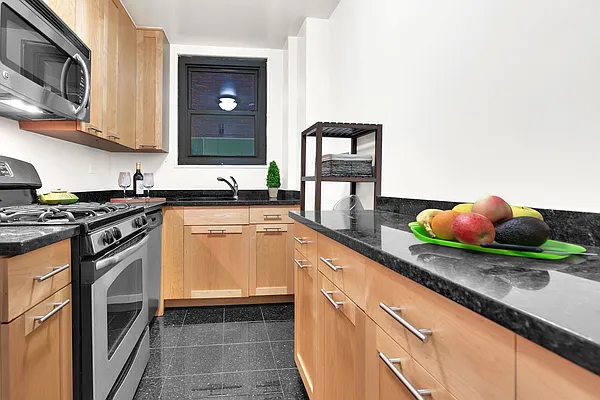 Rented by Cooper & Cooper Real Estate | media 8