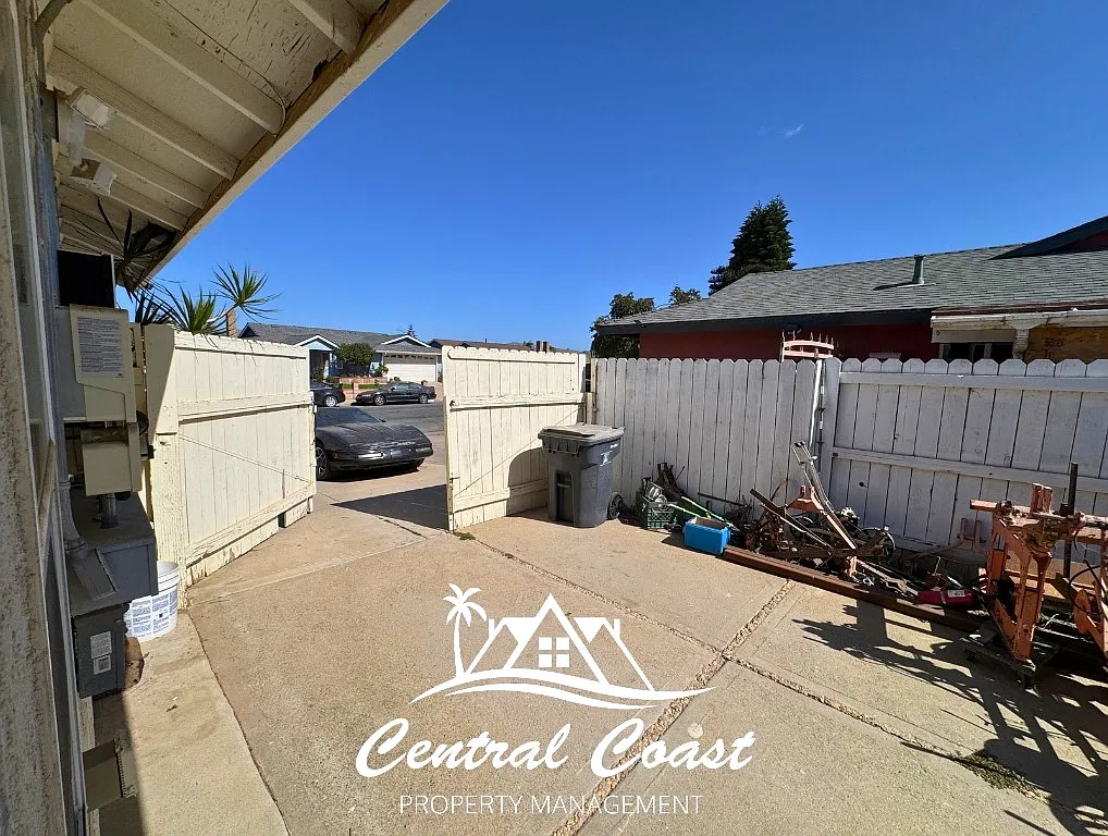 W Creston St, Santa Maria — Photo 4