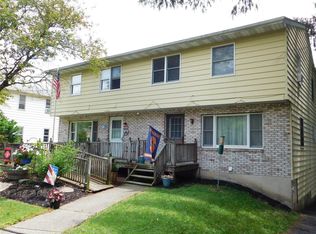 318 Glendale Dr, Endicott, NY 13760