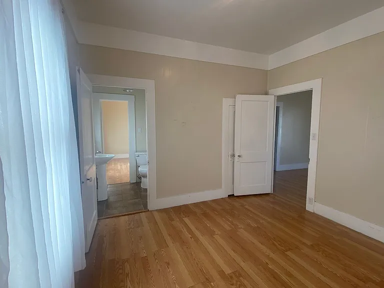 738 N Wall St — Photo 10