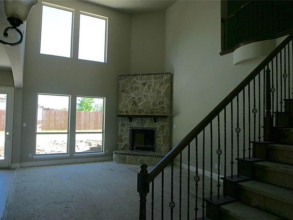 5th image of 12182 Gonzales Dr