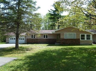 18505 Rayburn Hwy, Presque Isle, MI 49777