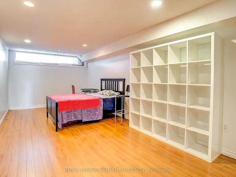 17 Avis Cres #BASEMENT — Photo 17