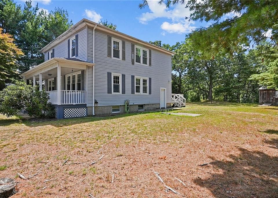 46 Fenwood Ave Smithfield, RI Zillow