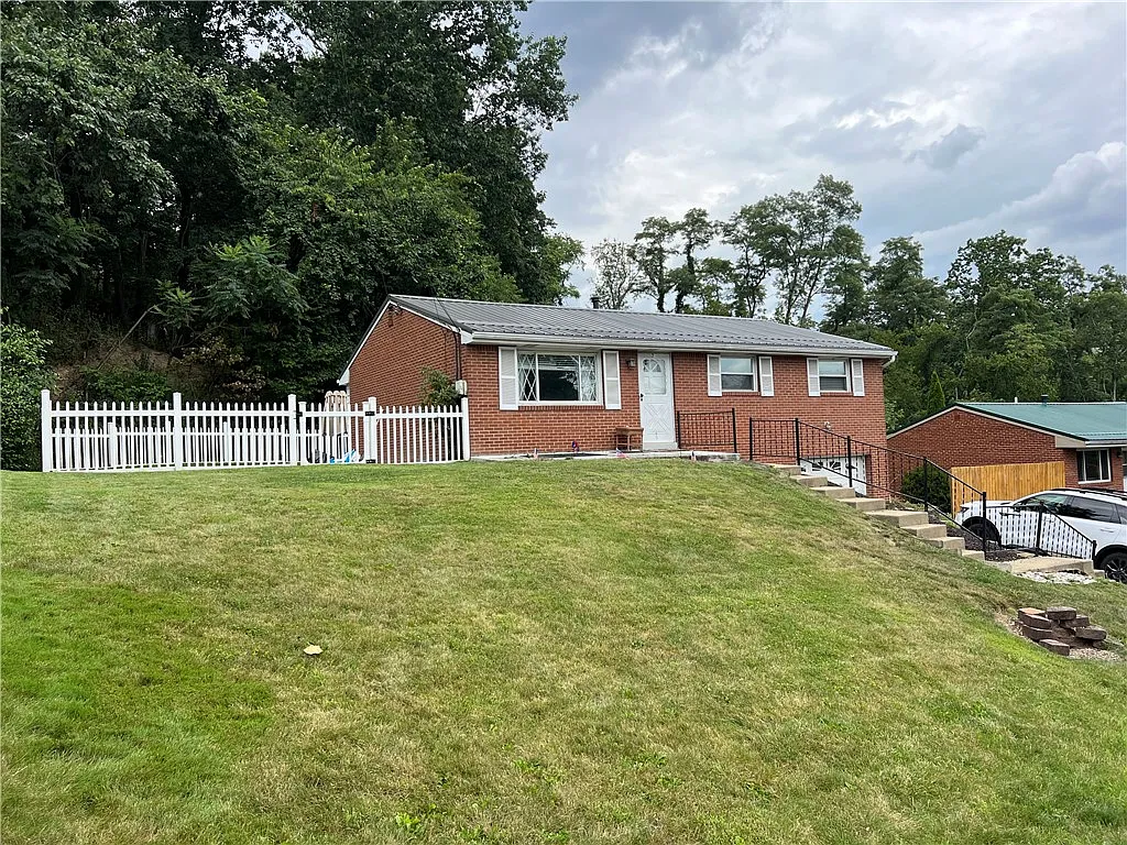 37 Arlor Dr photo 1