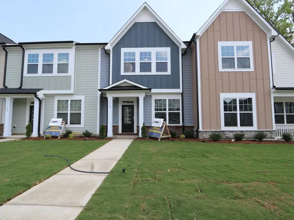 3107 Cathedral Comb Dr, Apex, NC 27502