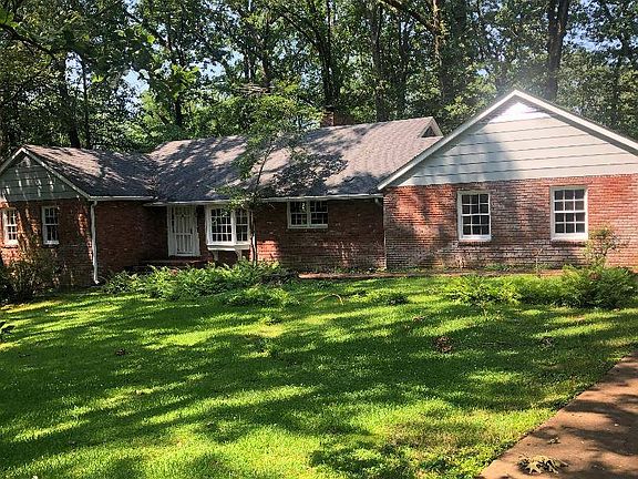 4th image of 215 Highland Dr