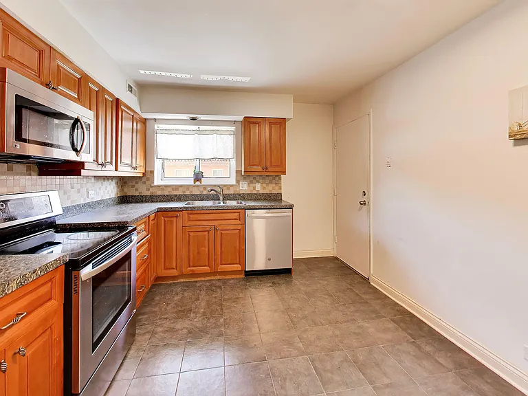 9479 Bay Colony Dr #2S — Photo 9