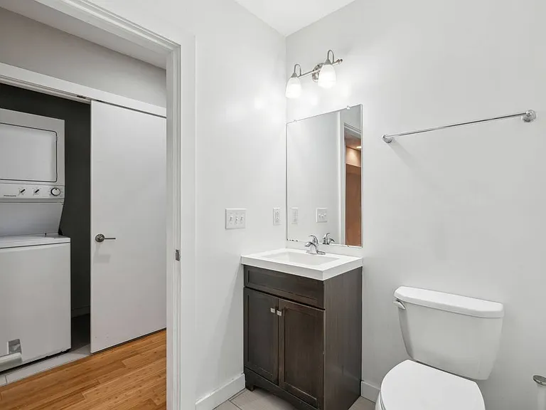 3044 Richmond St #9 — Photo 9