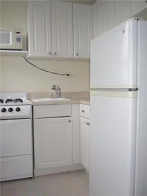 Sold by R New York | media 18