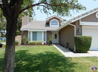 3421 Denham Dr, Palmdale, CA 93551