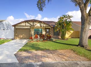11077 N Terradas Ln, Boca Raton, FL 33428