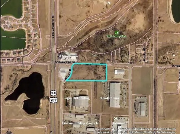 3135 W Schimmer Dr, Grand Island, NE 68801