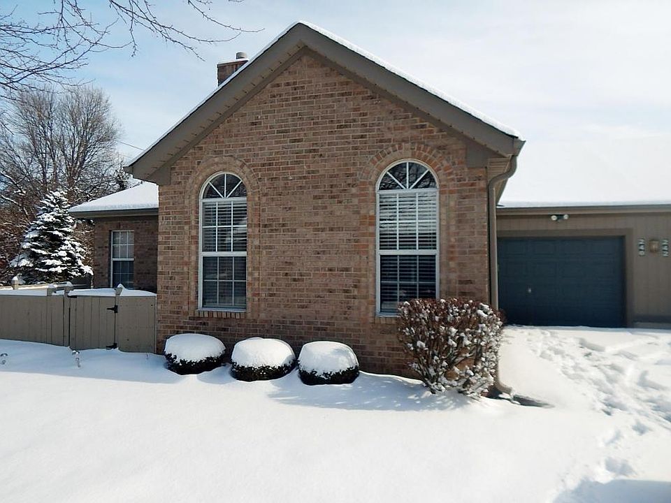 1st image of 240 Windemere Pl