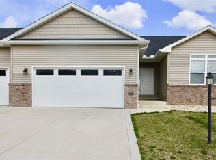 7014 N Water Oak Dr, Edwards, IL