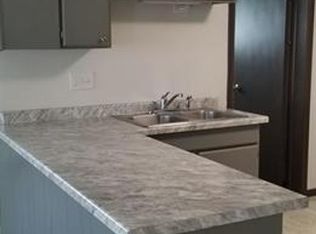 529 N Dewey Ave APT 4, Reedsburg, WI 53959