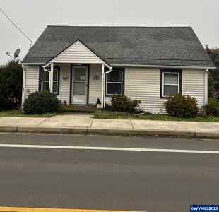 3075 Hollywood Dr NE, Salem, OR, 97305