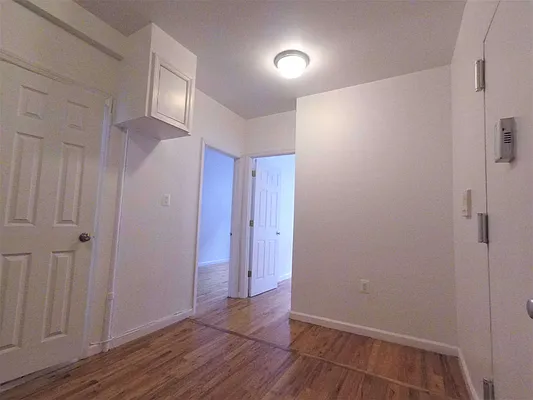 Rented by Green Home NY Realty LLC | media 19