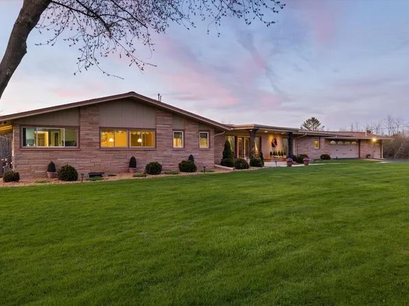1700 West Bradley ROAD, River Hills, WI 53217
