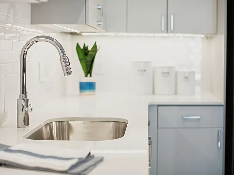 Base Scheme apartment kitchen with undercabinet lightning
