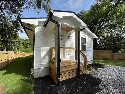 549 N Peter St #A Photo 1