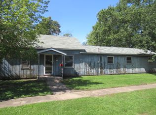 314 S Euclid St, Colfax, IL 61728