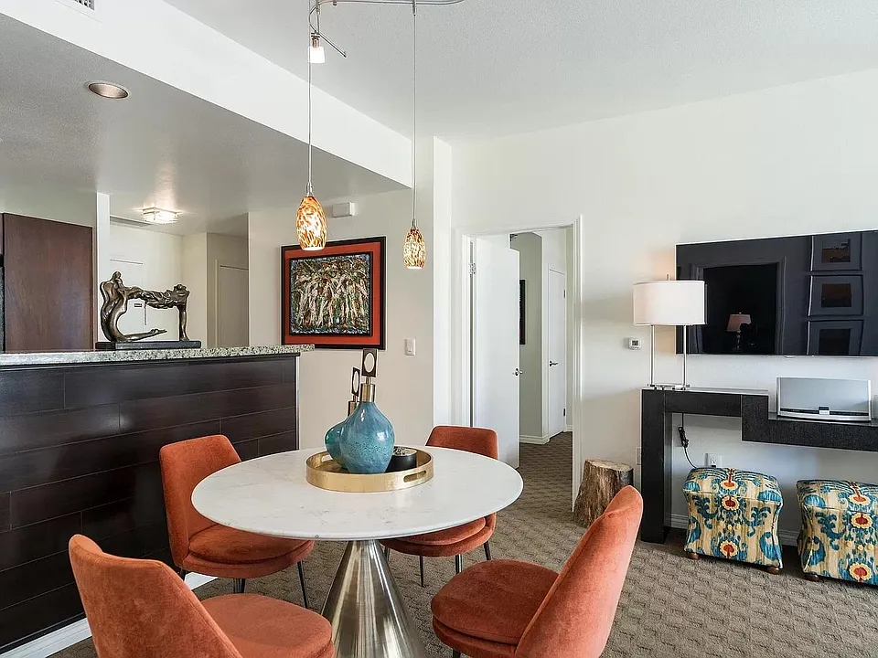 530 K St #614