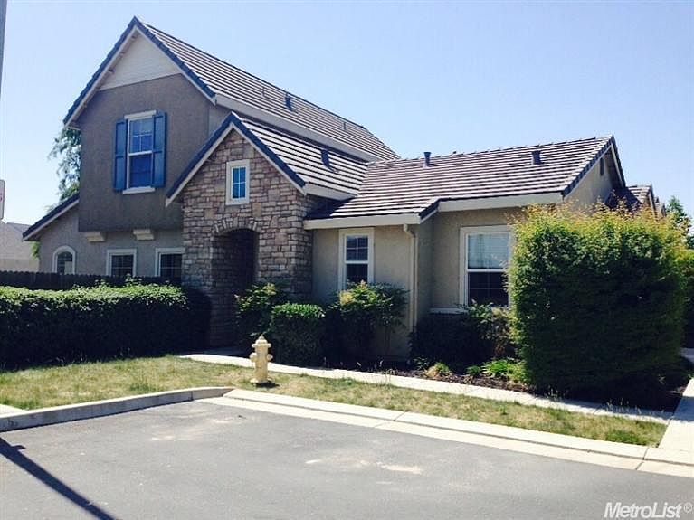 1st image of 1865 Bella Vista Dr