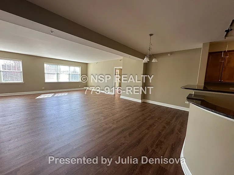 2-20 Itasca Pl #420 — Photo 18