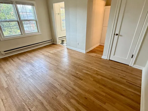 #281 Condon Court Apartments, 1308 SE 36th Ave #281-09, Portland, OR 97214