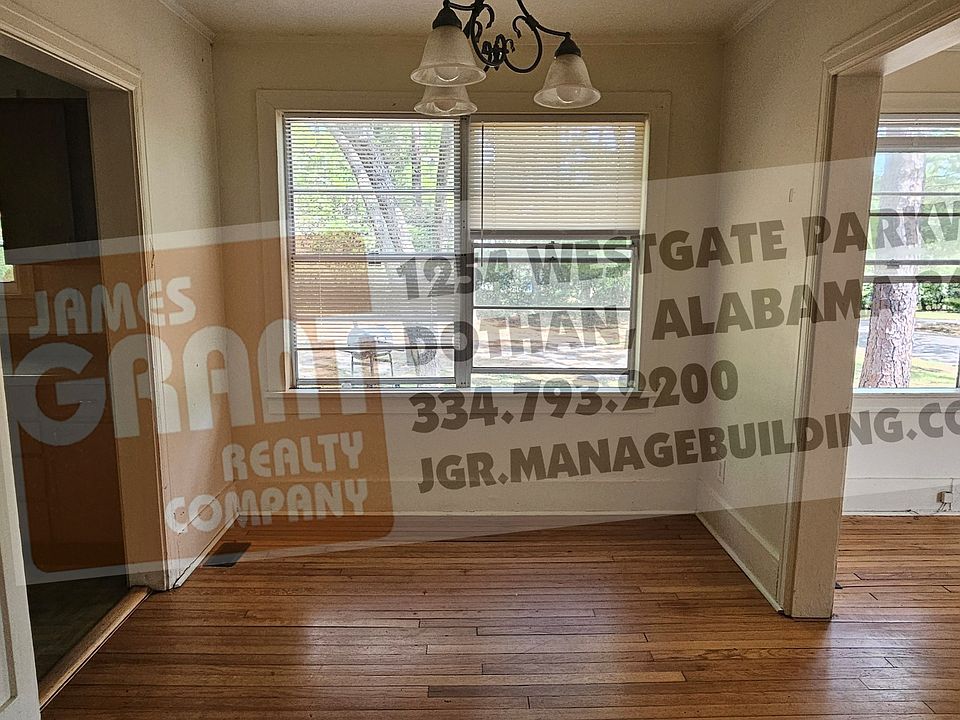 1st image of 814 N Park Ave