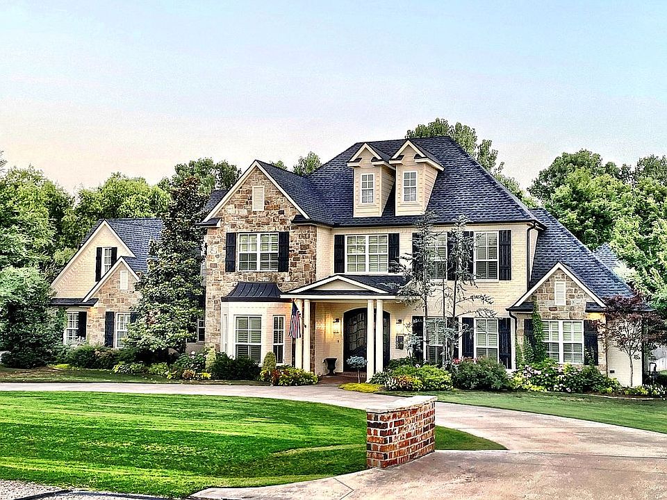 1st image of 2700 Lillehammer Dr