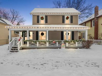 88 E Elmwood Ave, Leonard, MI, 48367