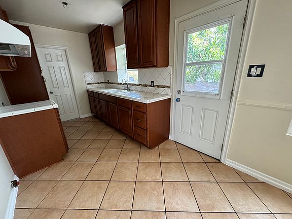 4th image of 5523 Via Corona St