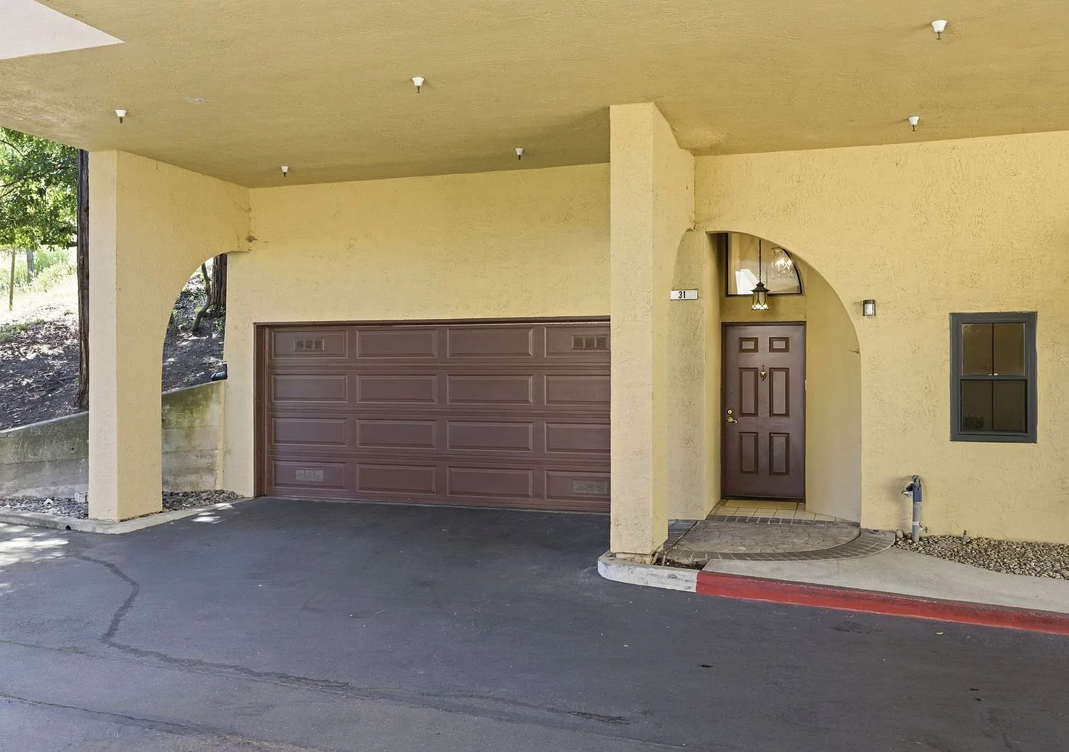 Beautiful condo in desirable Lafayette Vista Pointe! Attached garage & more! — Photo 2