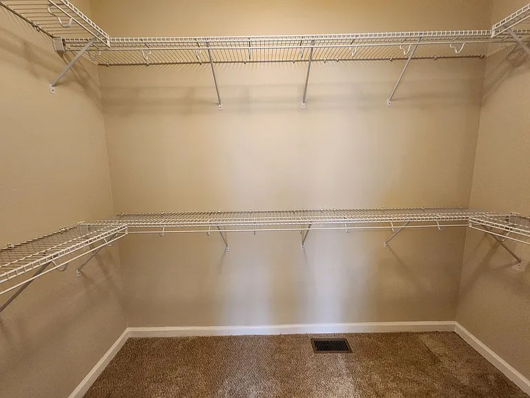 1241 Park Run Dr — Photo 17