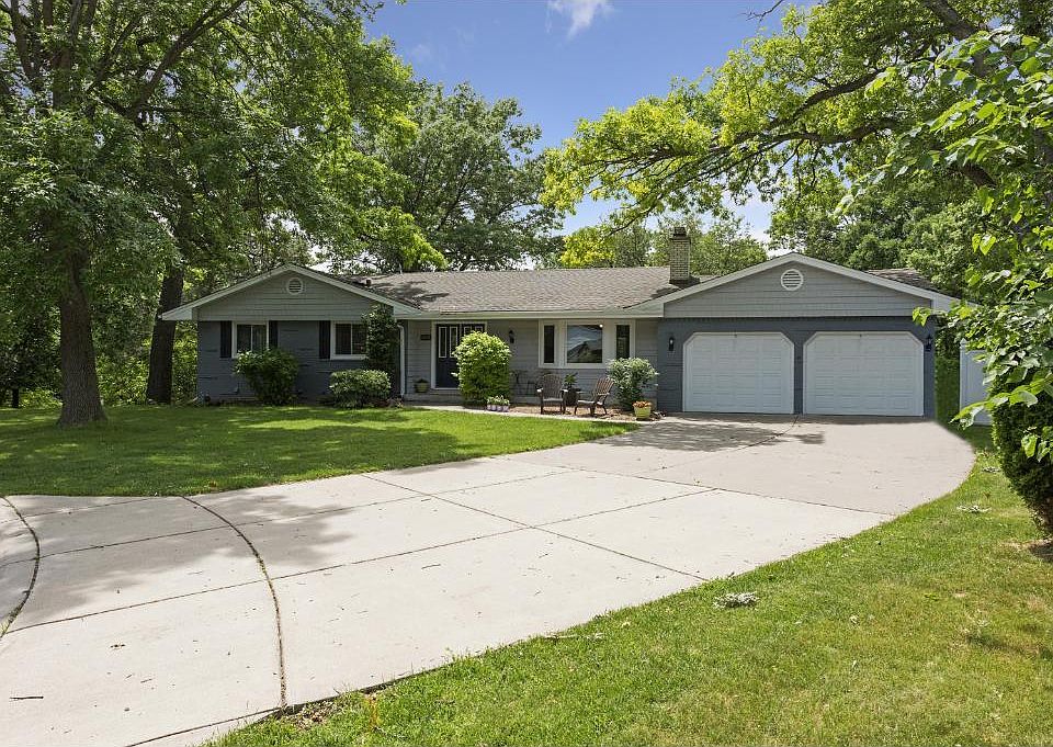 1st image of 6830 Kingston Cir N