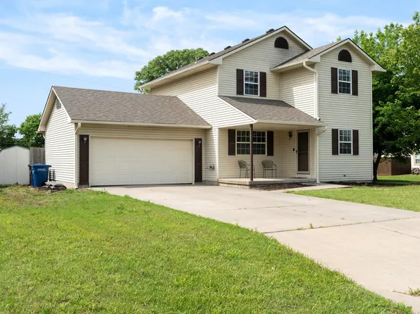 405 Edgewood Ave, Augusta, KS 67010