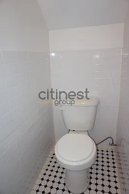 Rented by Citi Nest Group LLC | media 30
