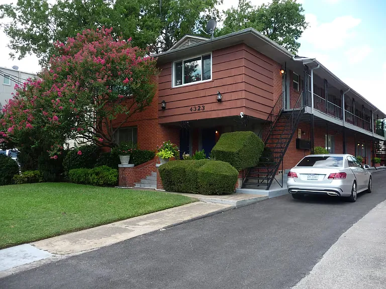 4323 McKinney Ave #8 — Photo 10