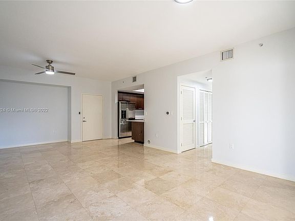 5th image of 300 Majorca Ave APT 402
