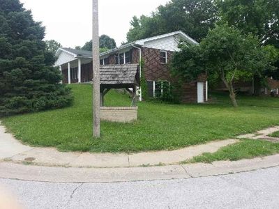 3213 Persimmon Dr, Saint Charles, MO, 63301