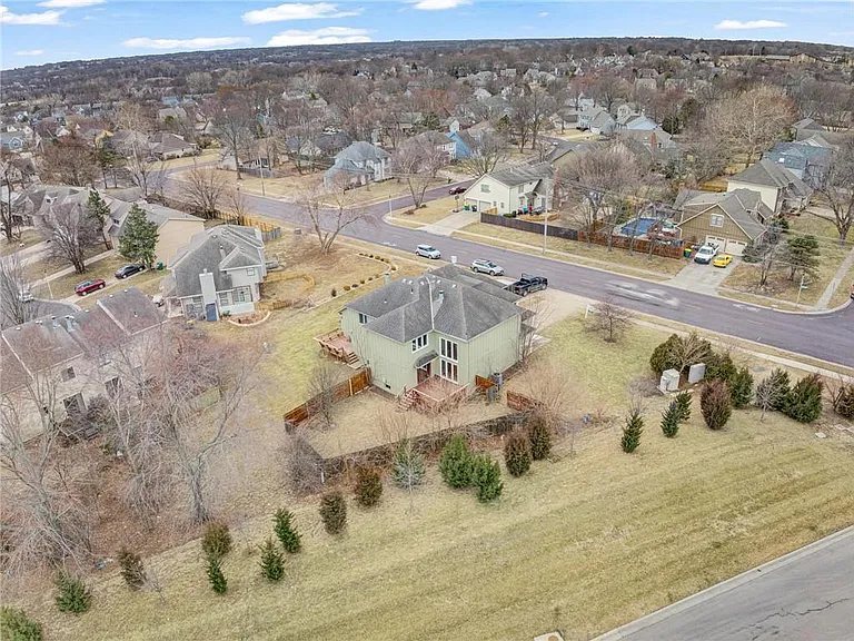 11411 Nieman Rd — Photo 38