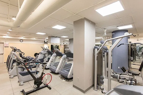 Rented by Julianna Realty Corp | media 18