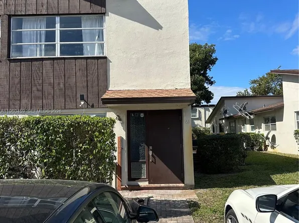 3201 NW 4th Ter APT 61, Pompano Beach, FL 33064