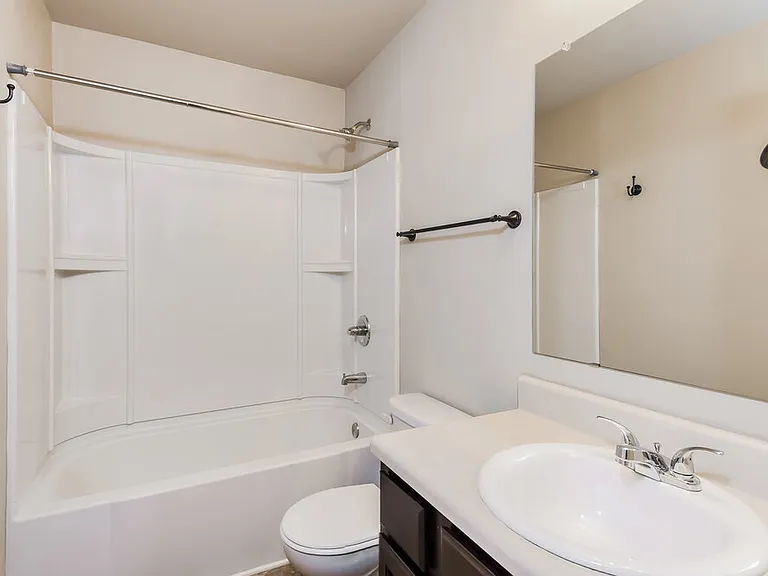 217 Jefferson Ave — Photo 18
