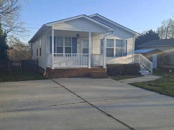 28 Lineberger St, Lowell, NC 28098