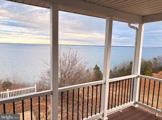 1077 N Independence Dr, Montross, VA 22520